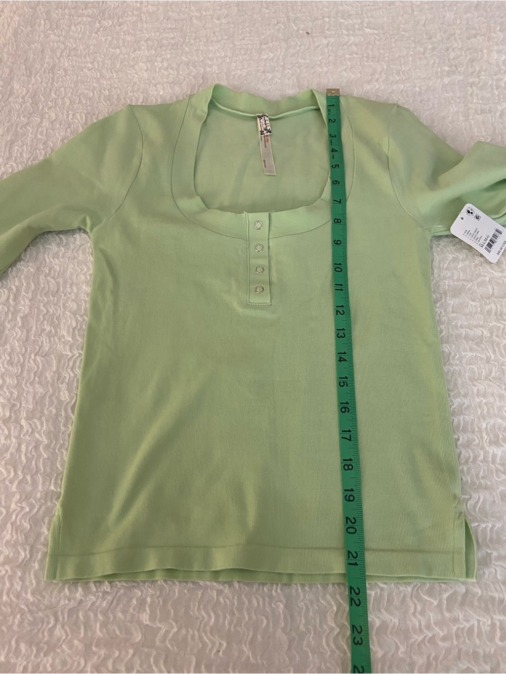 NWT INTIMATELY FREE PEOPLE LONG SLEEVE RIBBED HENLEY GREEN SHIRT SIZE M/L - Picture 8 of 8